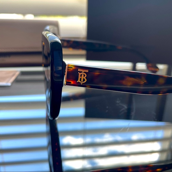 New Burberry Sunglasses